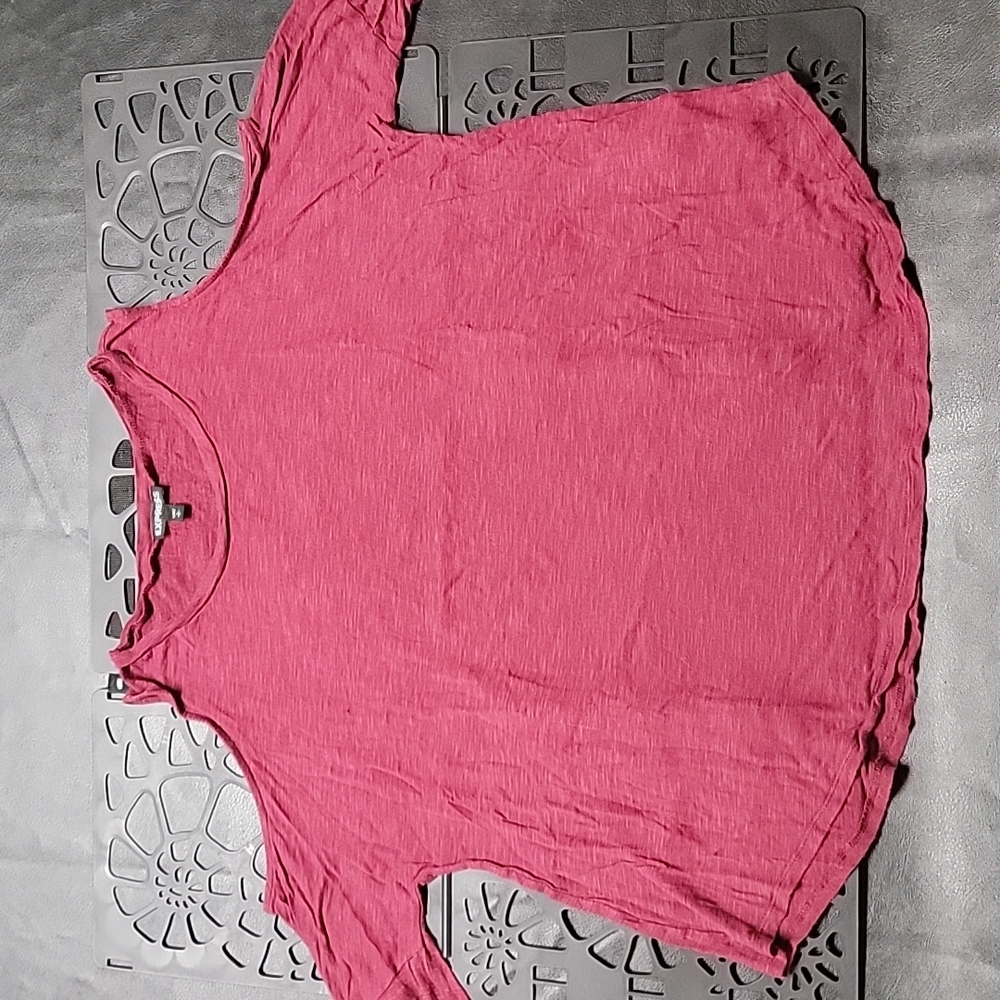 🍍Express Cold Shoulder Top - Picture 8 of 9